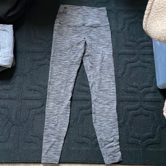 Lululemon Align 28 inch leggings - nimbus cloud grey - Picture 1 of 4